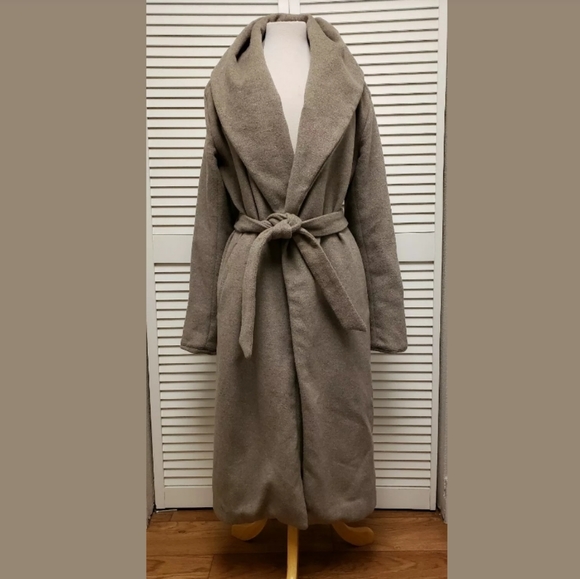 SOLD. ZARA Robe Coat Wool w/ Shawl Collar and Belt - Picture 1 of 8